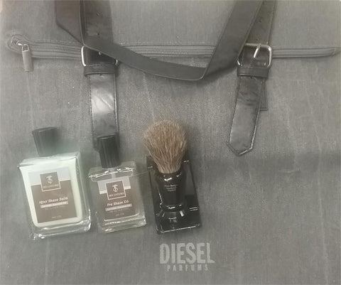 True Gentlemen Lavender (Shave Gift Set) / Diesel Bag for Men General Aura Fragrance