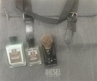 TRUE GENTLEMEN LAVENDER (SHAVE GIFT SET) / DIESEL BAG For Men - Aura Fragrances